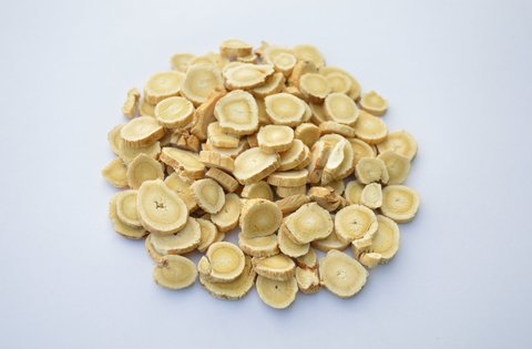 黄芪泡水怎么喝最好？黄芪泡水喝的正确方法和饮用时间