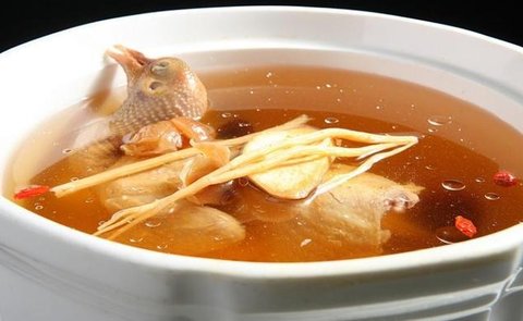 鸽子炖西洋参还可以放什么药材？鸽子炖西洋参最佳搭配方法