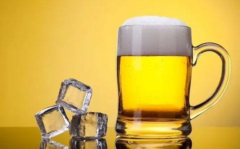 喝啤酒会不会长痘痘？喝酒与长痘有关系吗？