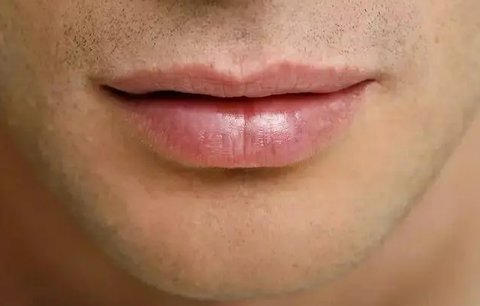 嘴唇薄的男人面相代表什么意味？嘴唇薄的男人性格特点