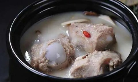 骨折后吃什么食物好得快？骨折手术后食谱大全