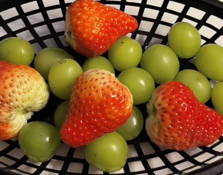 孕早期哪些水果不能吃？怀孕1一3月禁吃的水果