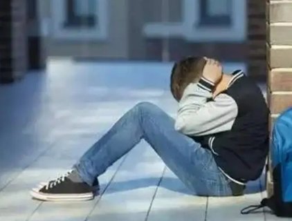 孩子叛逆不听话怎么办：家长应对策略