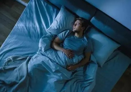 长期睡眠不足可能会抑郁：重视睡眠质量对心理健康的影响
