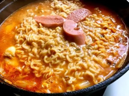 不想腹部长赘肉？8种食物要少吃