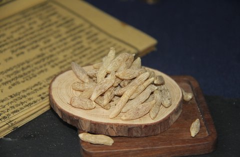 麦冬泡水还是煮水效果好？麦冬最好的食用方法和用量