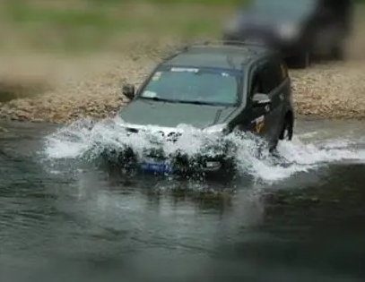 暴雨天涉水有什么影响？暴雨天出行不要冒险涉水