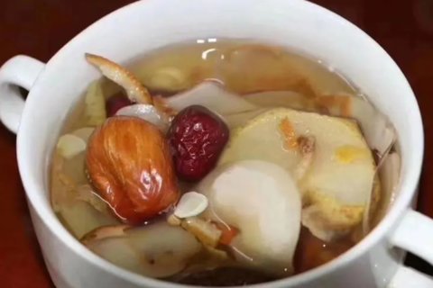 虎乳菌搭配什么煲汤止咳化痰？虎乳菌煲汤做法与功效