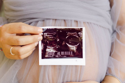 玉林妇幼做试管婴儿要多少钱？试管婴儿费用解析
