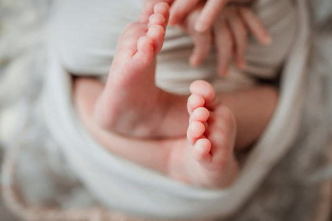怎么确定是不是宫外孕？8个征兆说明你宫外孕了！