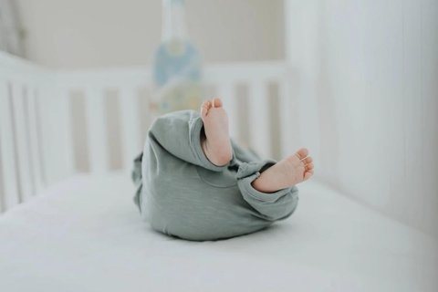 婴儿